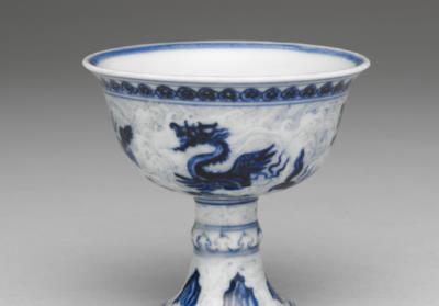 图片[2]-Stem cup with sea creatures in underglaze blue, Ming dynasty, Xuande reign (1426-1435)-China Archive